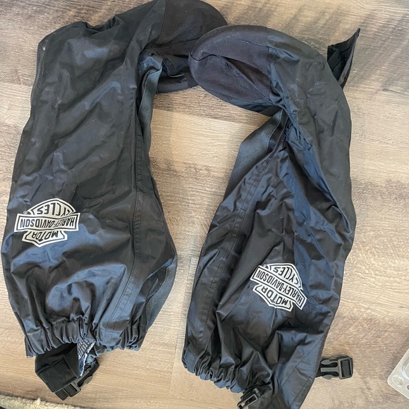 Harley-Davidson Black Riding Boot Covers - Picture 2 of 2